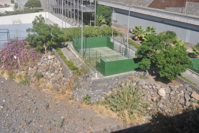 El problema de las canchas del Barranco de Santos