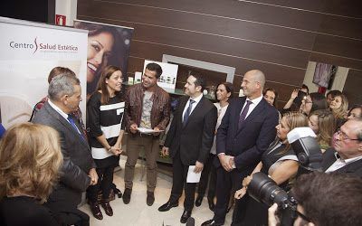 El reputado cirujano plástico, Antonio García, inaugura su nuevo centro de estética