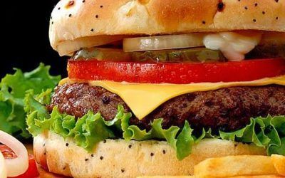 Cinco tipos de hamburguesas que puedes comer en Santa Cruz