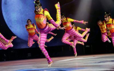 Actuaciones y fiesta en la calle amenizan este lunes de Carnaval