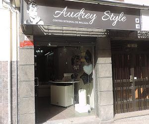 EMPRESA PASEANTE: Audrey Style