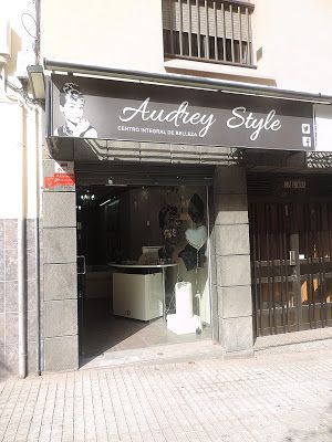 EMPRESA PASEANTE: Audrey Style
