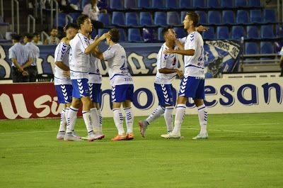 El CD Tenerife 2015/16 arranca hoy en Los Pajaritos