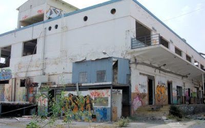 El Ayuntamiento acomete la demolición de la antigua fábrica de Celgán