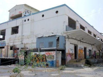 El Ayuntamiento acomete la demolición de la antigua fábrica de Celgán