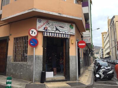 La Flor de Alicante se despide en Paseando por Santa Cruz