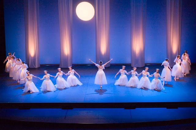 Este domingo tendrá lugar la VIII Gala de Navidad de los Ballets de Tenerife en el Teatro Guimerá