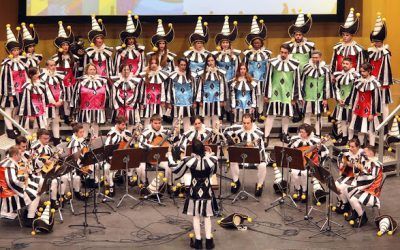 Los Troveros de Nivaria triunfan en el certamen de Rondallas