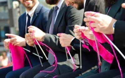 El Escudo promueve el tejido entre los hombres con una clase gratuita solo para ellos