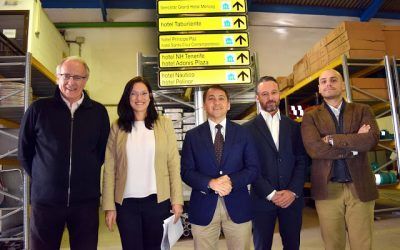 El Ayuntamiento presenta la nueva señalización vial turística de la ciudad