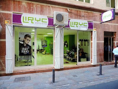 OFERTA DE EMPLEO: Extra de auxiliar de peluquería para Liryc Estilistas