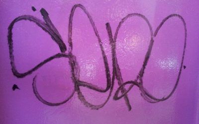 Una empresa de grafología trabajará en identificar a los autores de las pintadas y gratifi
