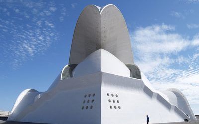 El Cabildo detecta fallos en el revestimiento  del Auditorio y pide soluciones al equipo de Calatrava
