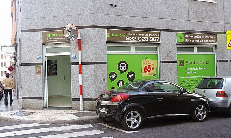 Renueva el permiso de conducir en Santa Cruz sin pasar por la DGT