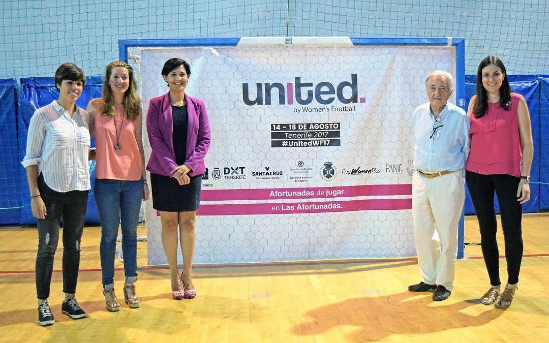 Santa Cruz acoge el primer torneo de fútbol femenino internacional de Canarias
