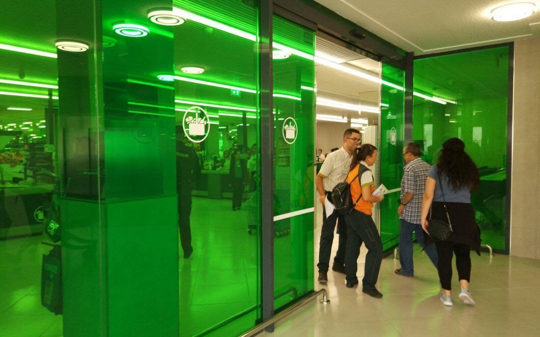 Mercadona reabre en Tíncer con su nuevo modelo de tienda eficiente