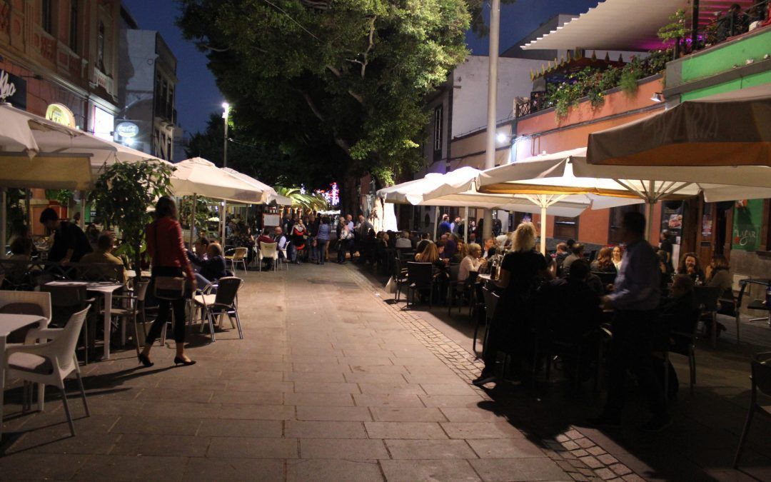 Los locales de La Noria ofrecerán un brindis navideño este sábado 23 de diciembre