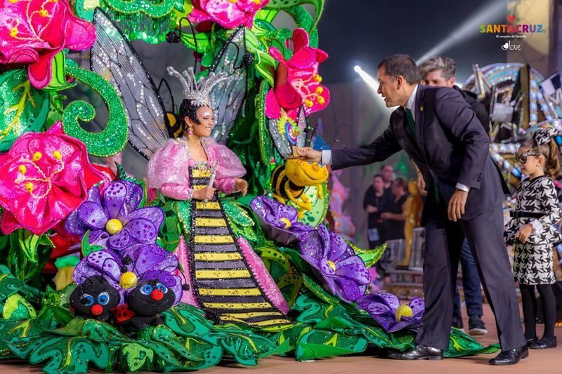 Ayelén Pierchurowicz Lutzardo se convierte en Reina Infantil del Carnaval 2018