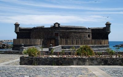 El entorno del Castillo Negro será uno de los escenarios de Plenilunio Santa Cruz