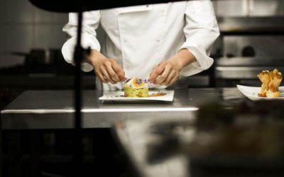 El chef Álvaro Rodríguez renueva la carta de Mojos y Mojitos en su 14 aniversario