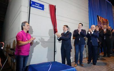 Santa Cruz dedica una calle a Los Rumberos