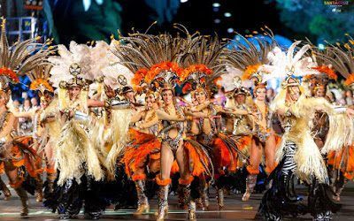 El Carnaval da el turno al Concurso de Comparsas