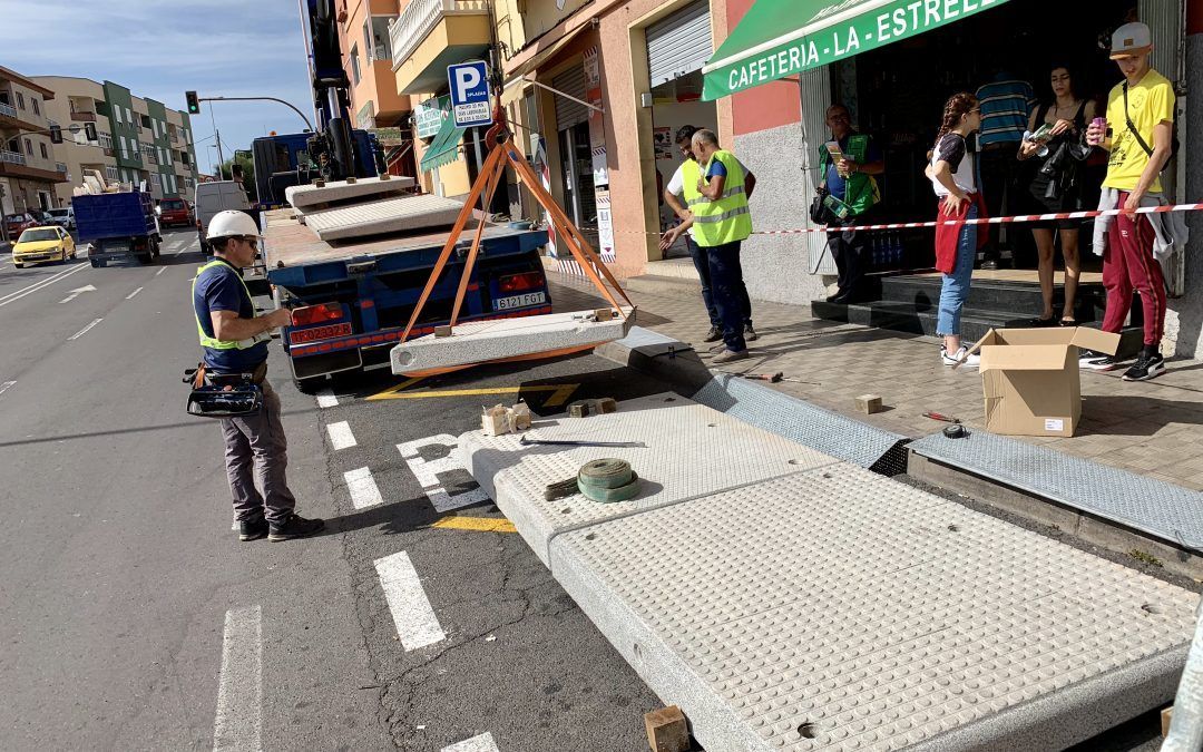 El Ayuntamiento instalará plataformas para el acceso de discapacitados a las guaguas