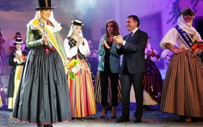 Andrea Fernández es la nueva Reina de las Fiestas de Mayo de Santa Cruz