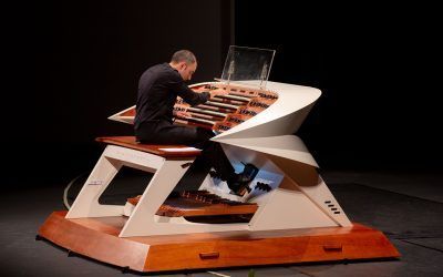 El organista titular de la Sagrada Familia ofrece un concierto en el Auditorio de Tenerife