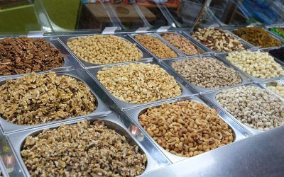 El puesto de frutos secos y legumbres para los de buenas costumbres